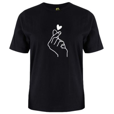 love sign shirt